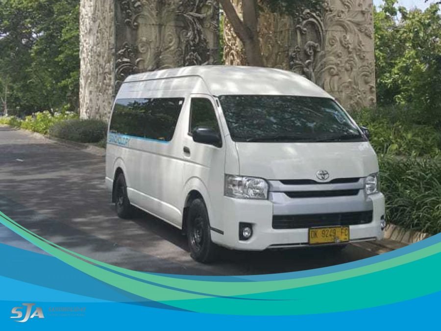 Sewa Toyota Hiace Bali